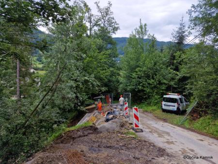Sanacija plazu pod občinsko cesto Laze-Vrhač (2)